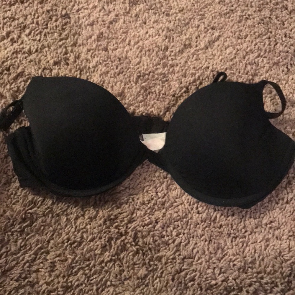 PINK Victoria’s Secret bra